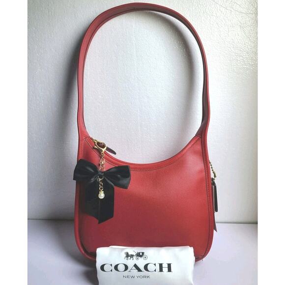 NWT Coach Curve Zip Shoulder Bag Glovetanned Leather CAF11 Brass/Ruby Red - Picture 2 of 4